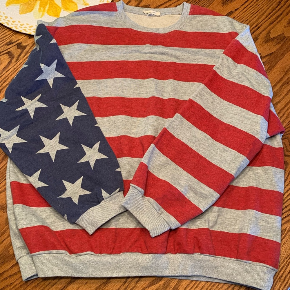Easel brand patriotic sweatshirt size medium